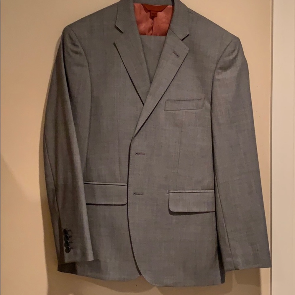 Baroni Prive Gray Suit